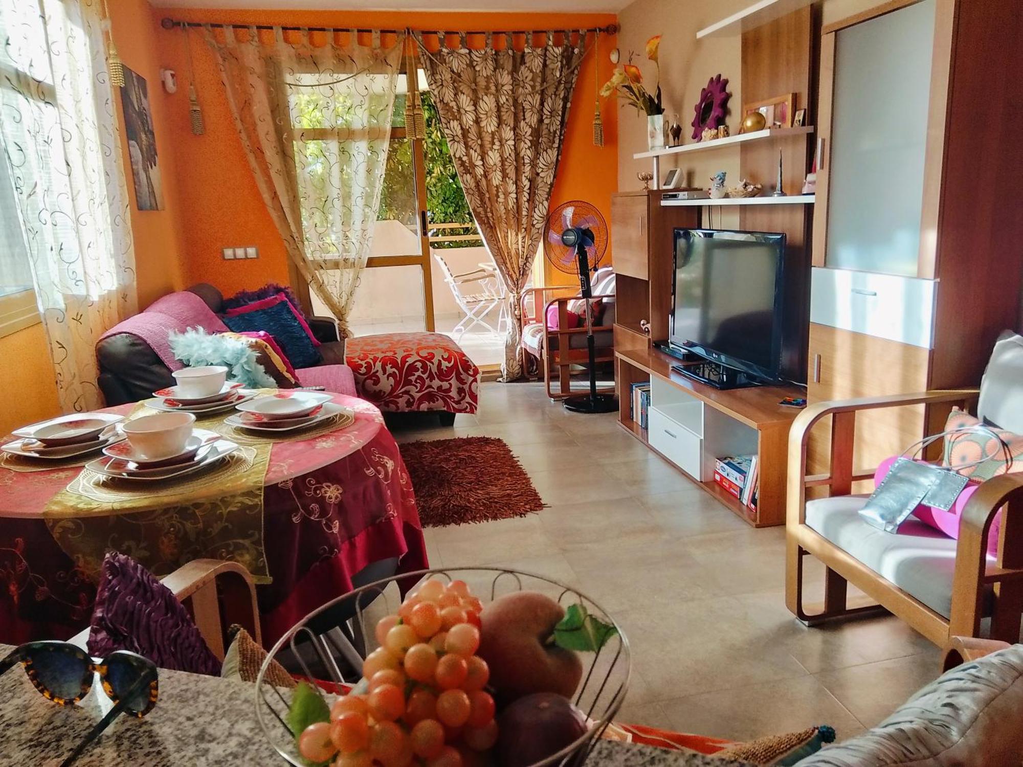 Deluxe Garden Flat Near Terra-Mitica