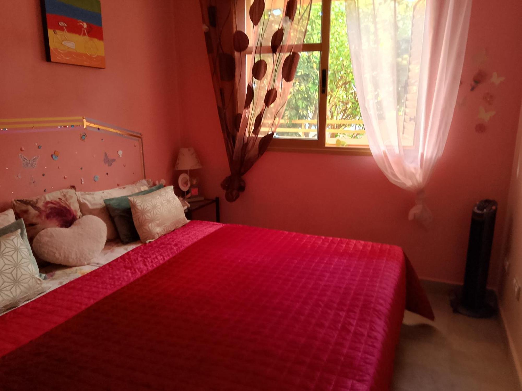 Deluxe Garden Flat Near Terra-Mitica Apartment