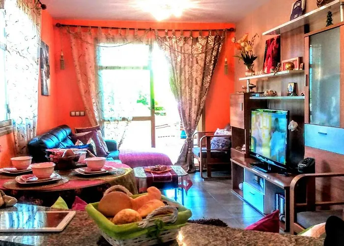 Deluxe garden flat near Terra-Mítica